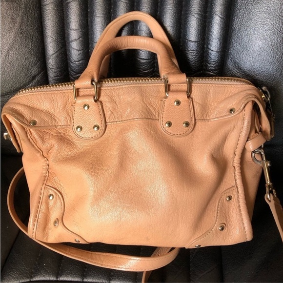 Authentic Coach Legacy Duffle Satchel in Natural Leather - Picture 15 of 16